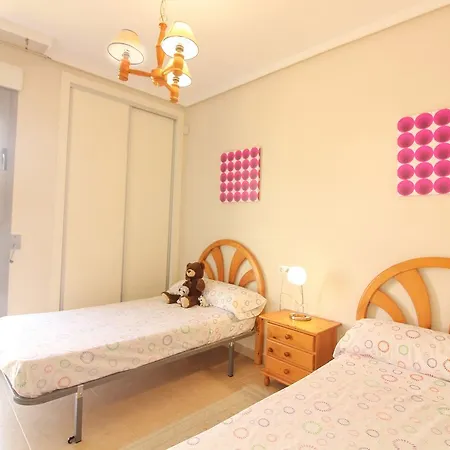 Con Vistas Y Piscina - Plaza Mayor Apartment